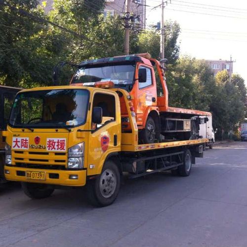武汉汽车道路救援-汽车拖车救援-服务电话